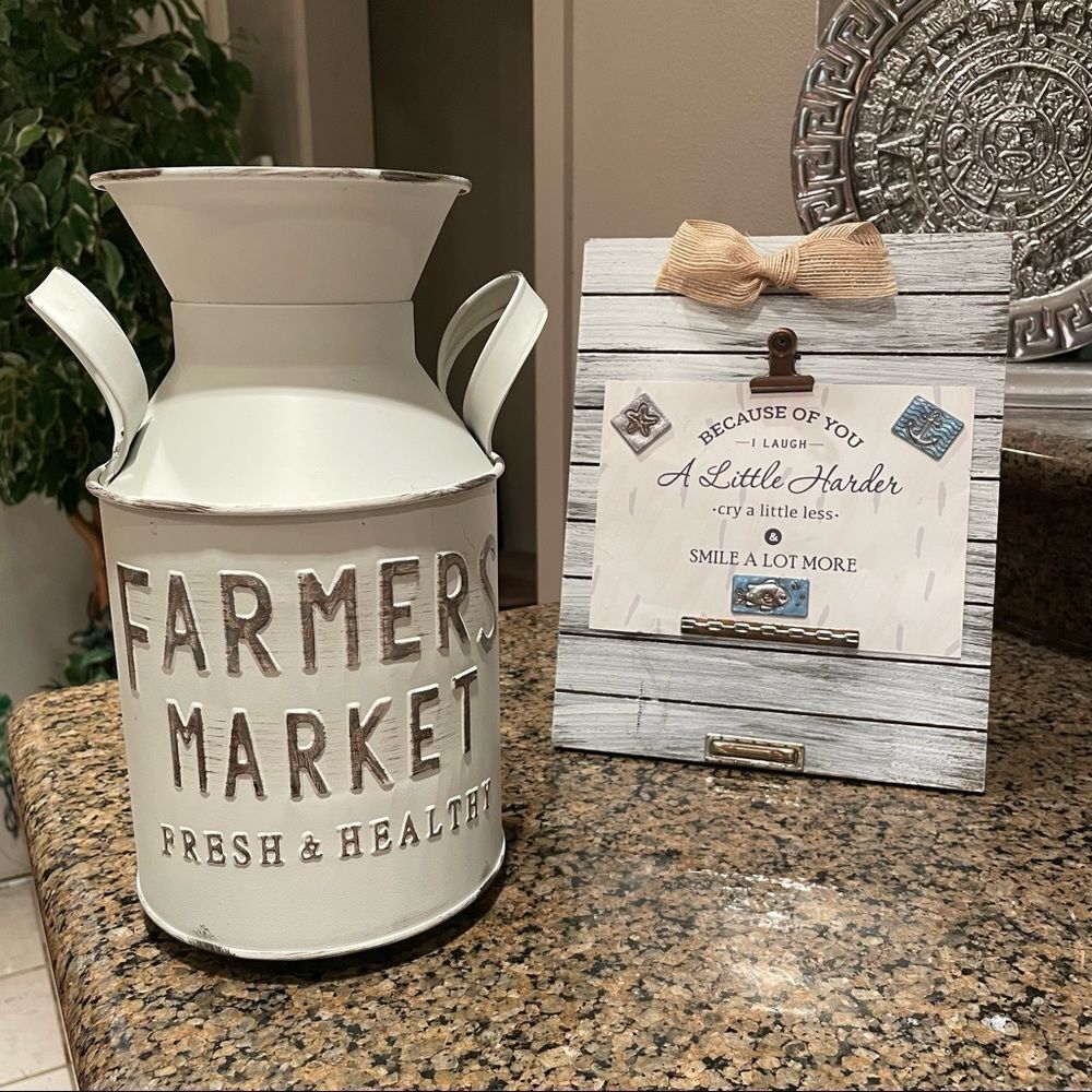 NWT Beautiful Farmers Market Metal Milk Jug vase Décor with Handles, White 10" H - Picture 14 of 15